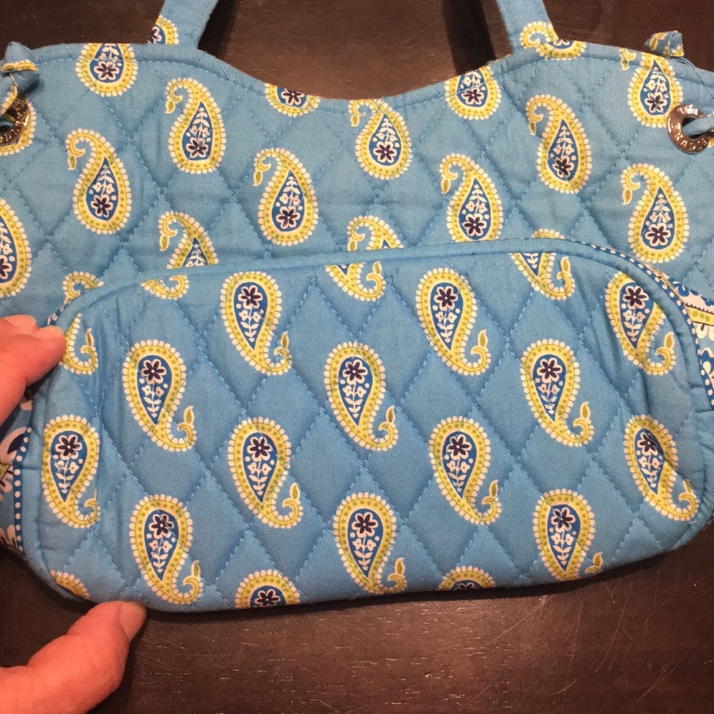 Vera Bradley Purse - Picture 4 of 7